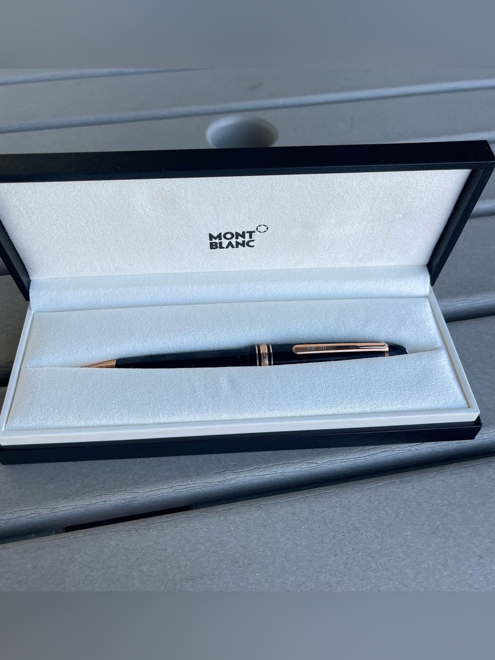 Montblanc Meisterstück Classique Ballpoint Pen Rose Gold